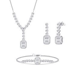 0.66 Karat Pırlanta Baget Set