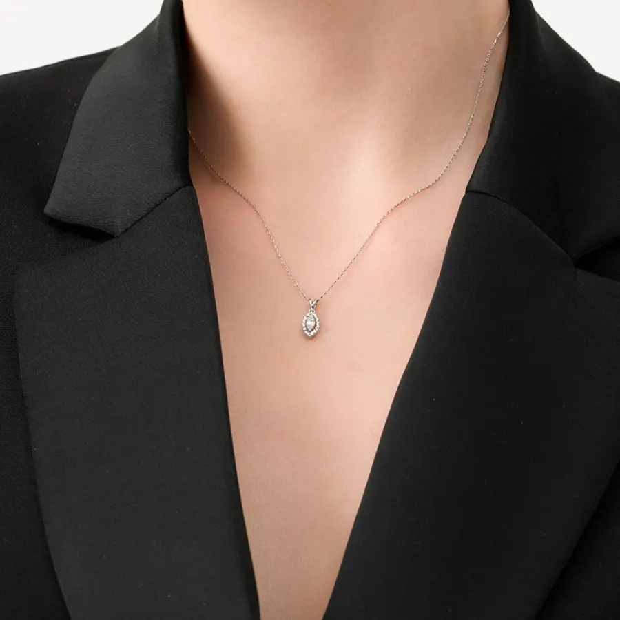 0.05 Karat Pırlanta Markiz Baget Kolye - 2