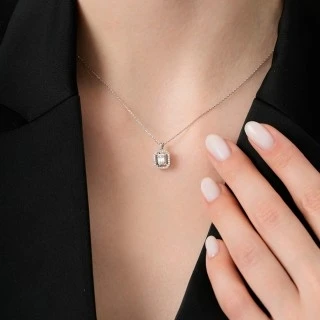 0.14 Karat Pırlanta Baget Kolye - 3