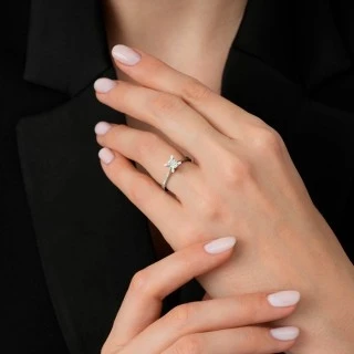 0.70 Karat Pırlanta Tektaş Yüzük - 3