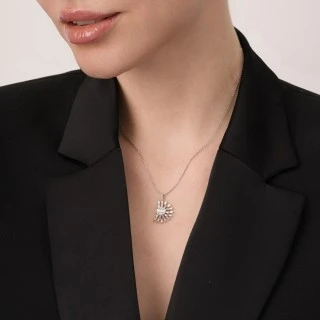 0.76 Karat Pırlanta Baget Kolye - 3