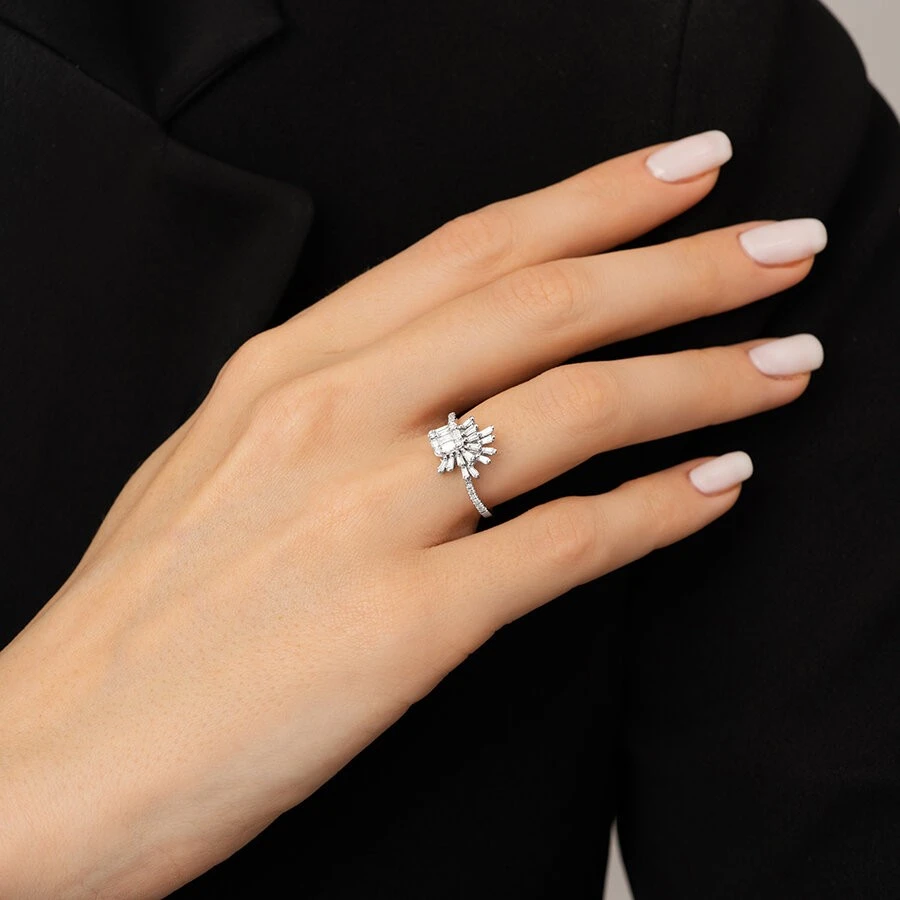 0.36 Karat Pırlanta Baget Yüzük - 3