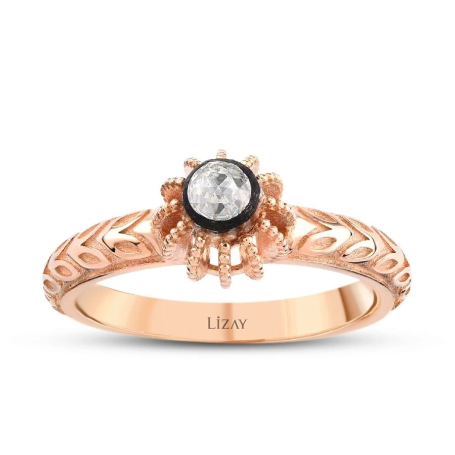 0.10 Karat Elmas Tektaş Yüzük - 1