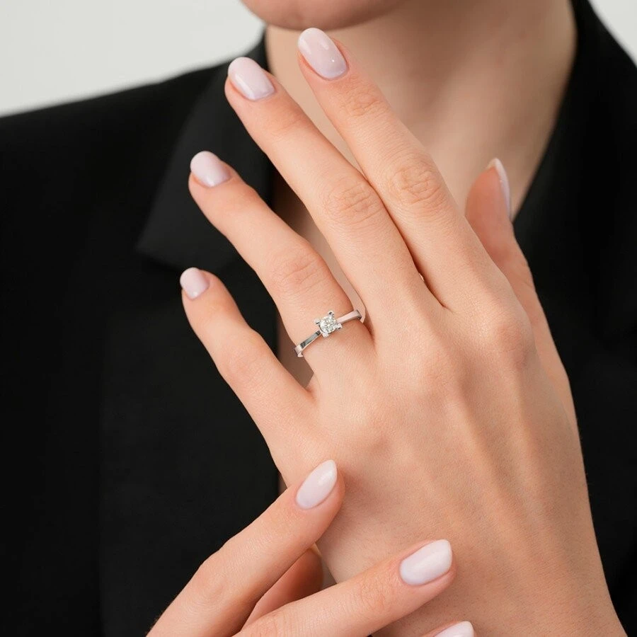 0.15 Karat Pırlanta Tektaş Yüzük - 6