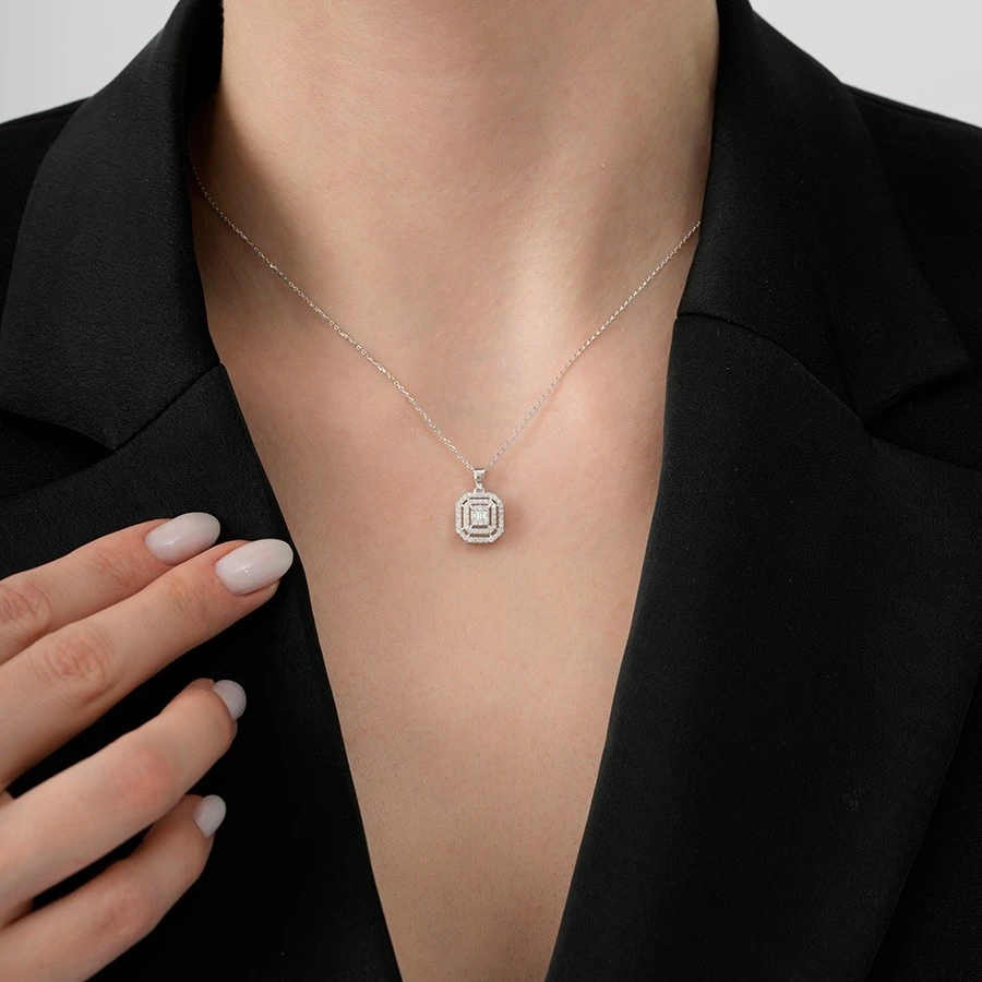 0.23 Karat Pırlanta Baget Kolye - 3