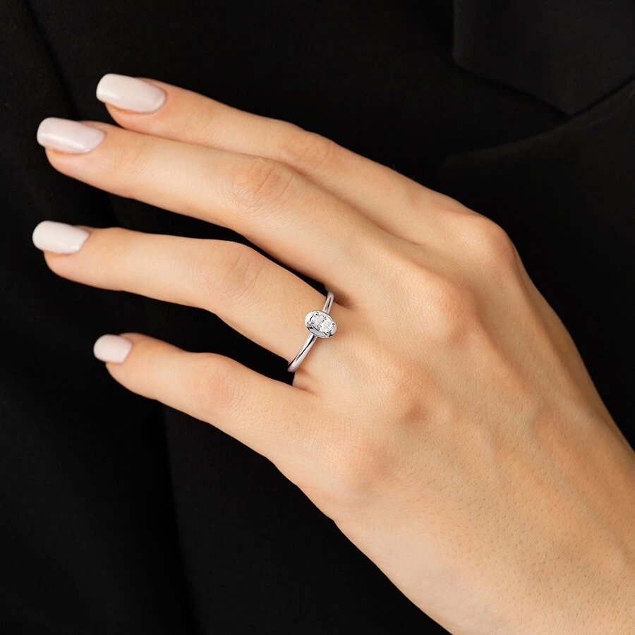 0.26 Karat Pırlanta Oval Tektaş Yüzük - 3