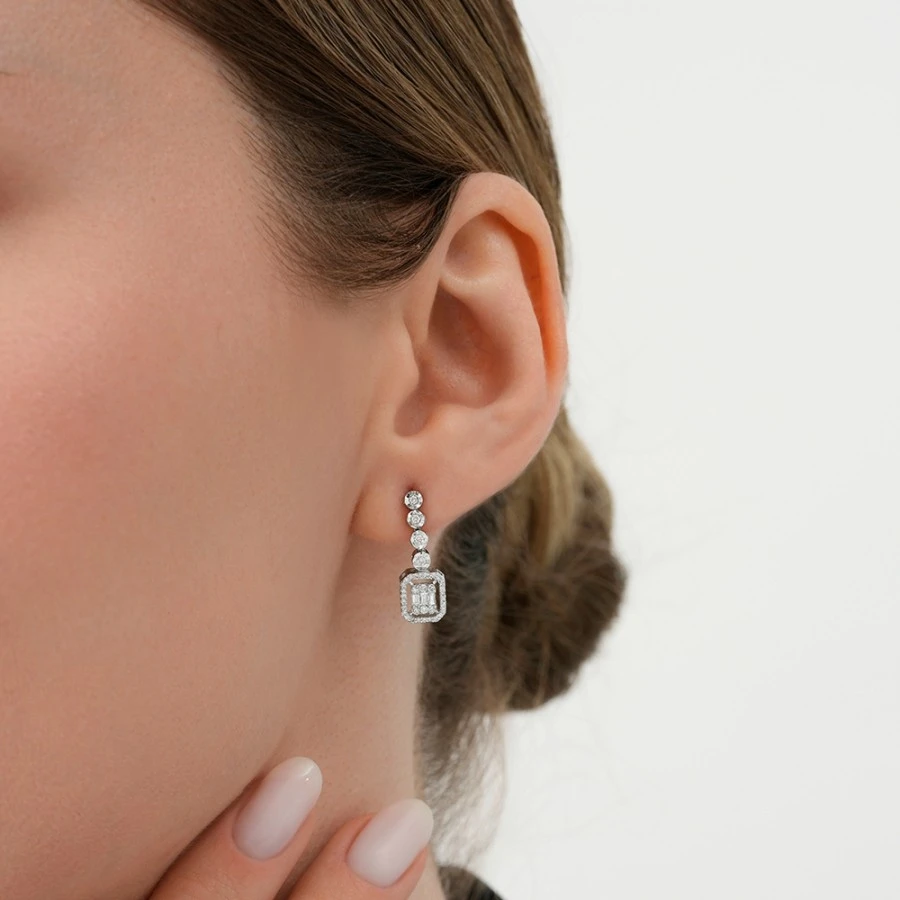 0.30 Karat Pırlanta Baget Küpe - 3