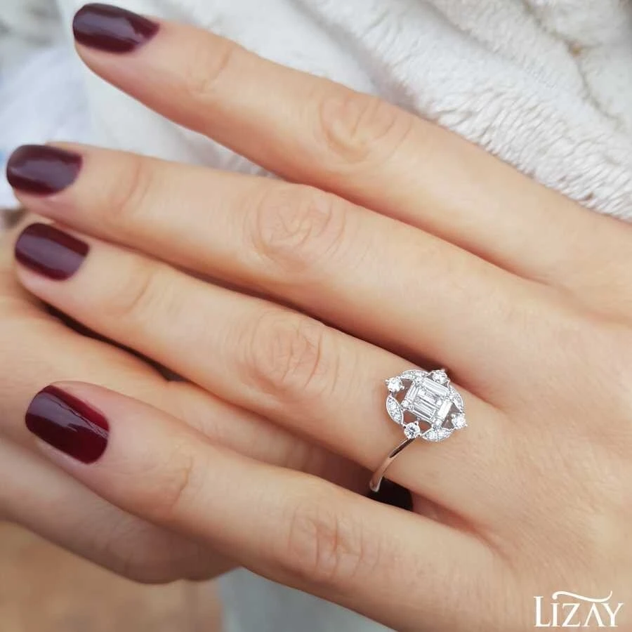 0.31 Karat Pırlanta Baget Yüzük - 3