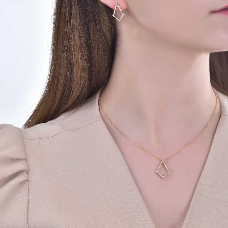 0.34 Karat Pırlanta Baget Kolye - 4