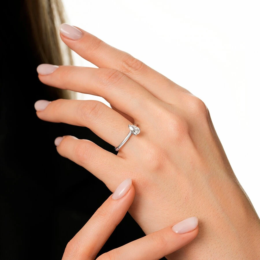 0.40 Karat Pırlanta Damla Tektaş Yüzük - 3