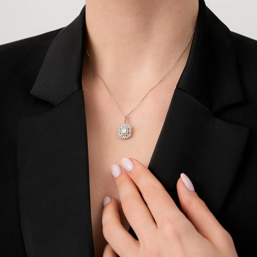 0.46 Karat Pırlanta Baget Kolye - 3