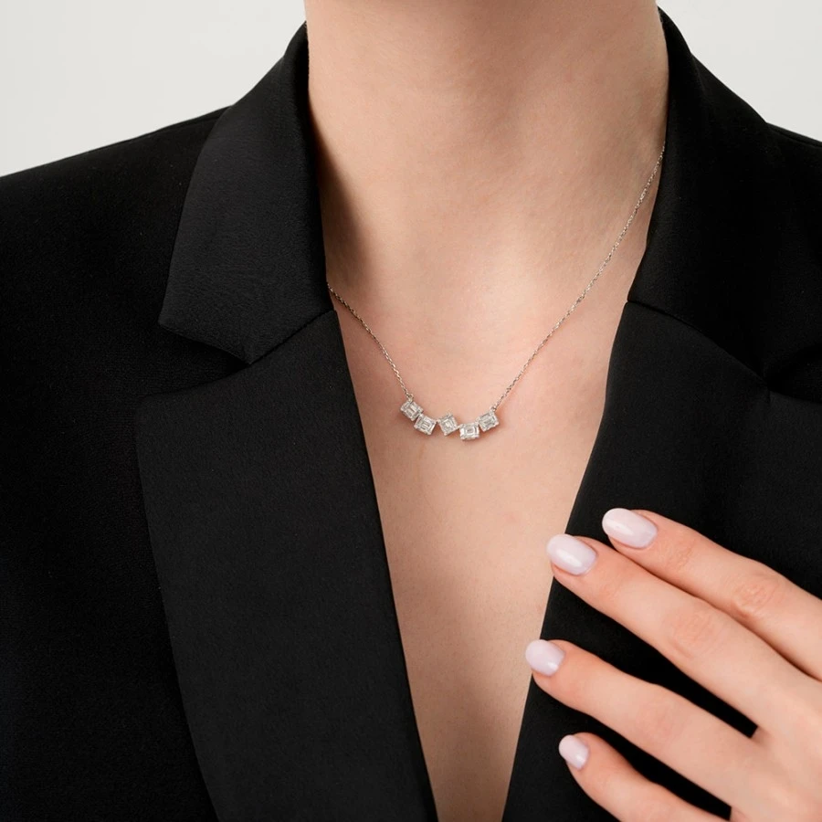 0.60 Karat Pırlanta Baget Kolye - 2