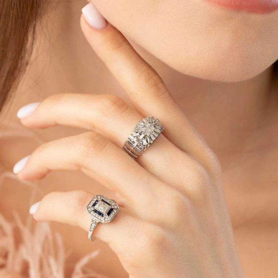 0.71 Karat Pırlanta Baget Safir Yüzük - 3