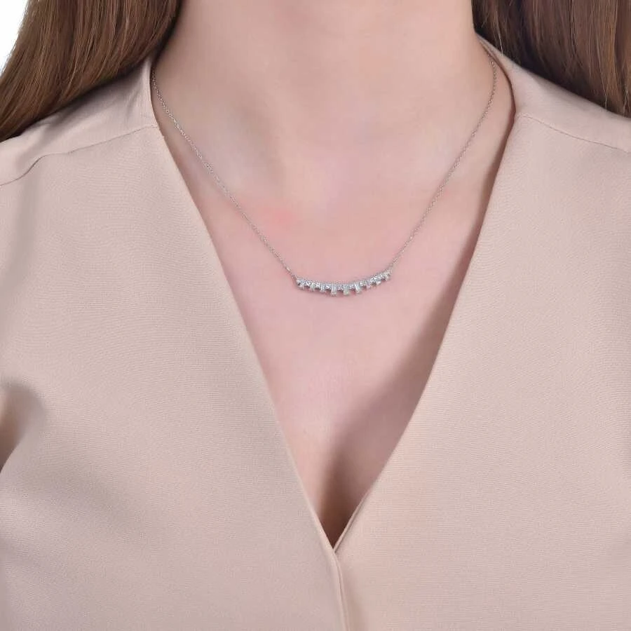 0.72 Karat Pırlanta Baget Kolye - 3