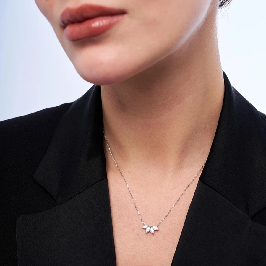0.75 Karat Pırlanta Lotus Kolye - 3