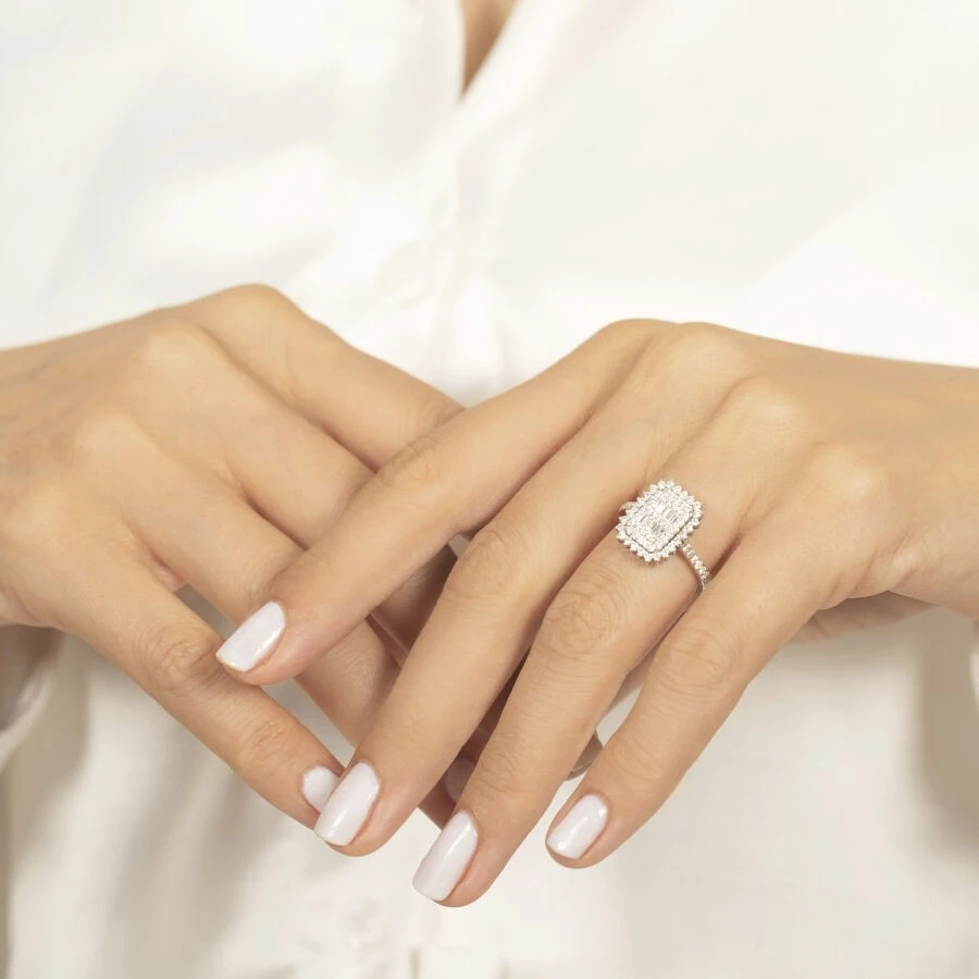 0.81 Karat Pırlanta Baget Yüzük - 3