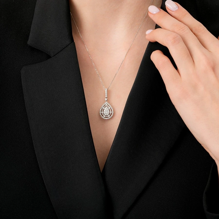 1.07 Karat Pırlanta Baget Damla Kolye - 2