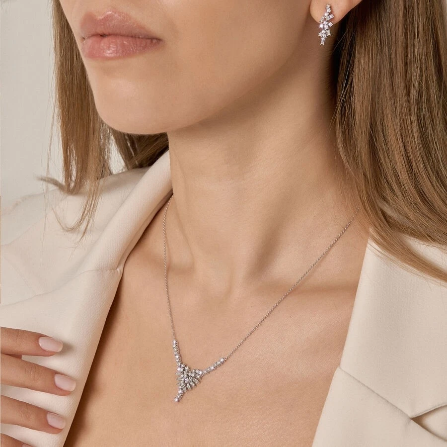 1.14 Karat Pırlanta Baget Kolye - 3