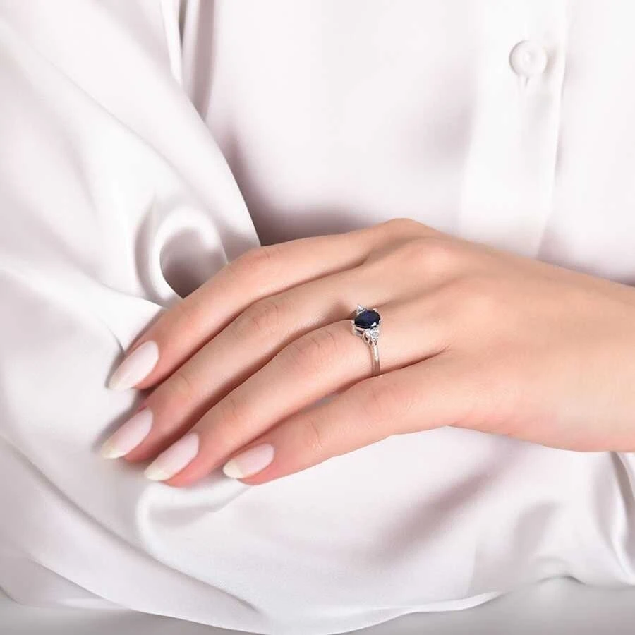 1.34 Karat Pırlanta Damla Safir Yüzük - 3