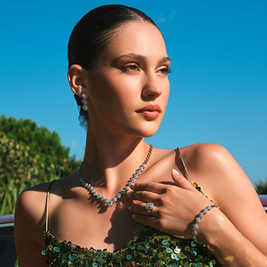 1.60 Karat Pırlanta Baget Küpe - 3