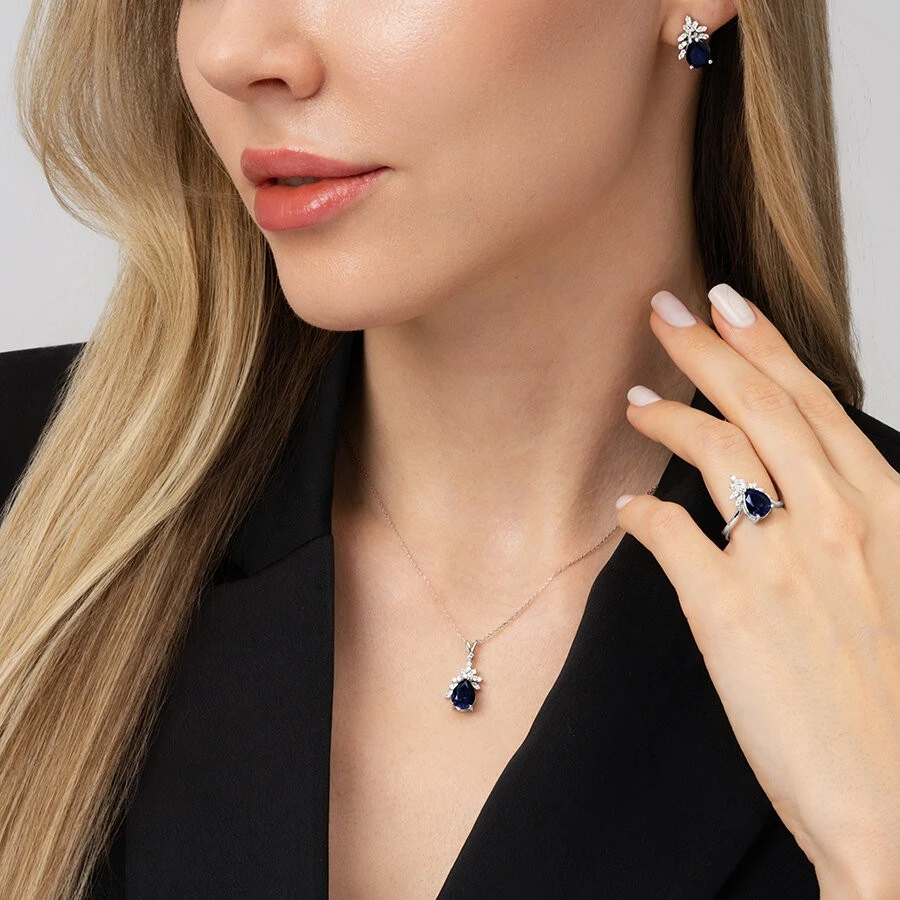 4.28 Karat Pırlanta Safir Küpe - 4