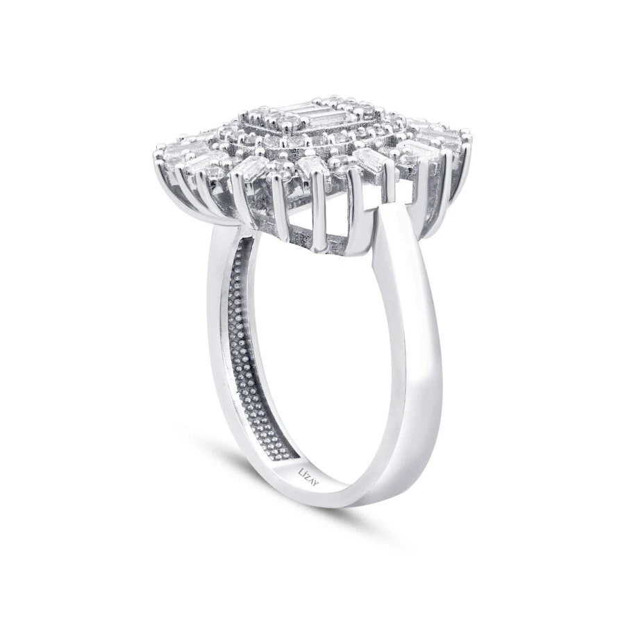 Altın Baget Taşlı Halo Yüzük - 2